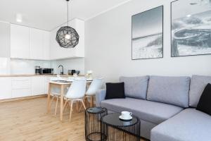 Kuchnia lub aneks kuchenny w obiekcie Apartamenty Gardenia Seaside by Noclegi Renters