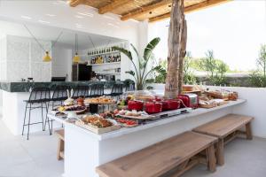Comida no hotel ou em algum lugar perto