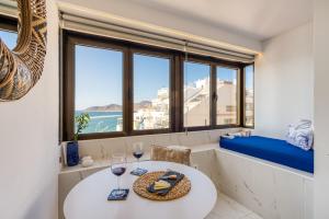 Posedenie v ubytovaní Breeze Sea View Accommodation Las Canteras