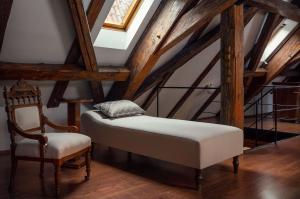Postel nebo postele na pokoji v ubytování Grand Hotel Praha