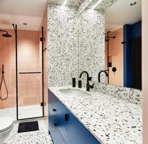 Kúpeľňa v ubytovaní Rajska Blue Luxury Apartment + 12 fotografií