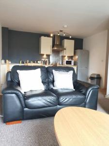 2 Bedroom Apartment Warrington Free Parking Hosted By Seren Property