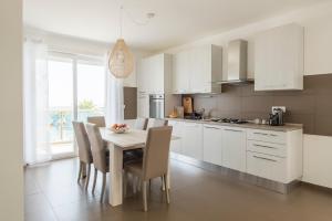 A kitchen or kitchenette at Casa Tiziana - ApulianStay Group