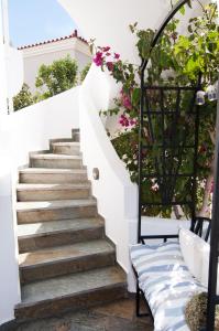 Κήπος έξω από το Nautilus Nontas Hotel
