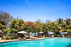 Bazén v ubytování Spice Island Hotel & Resort nebo v jeho okolí