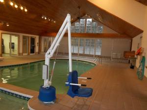 Bazén v ubytování Homestead Suites - Fish Creek nebo v jeho okolí