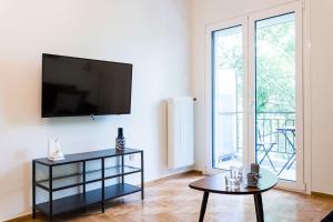 Kép Luxurious Family Home in the Heart of Athens szállásáról Athénban a galériában