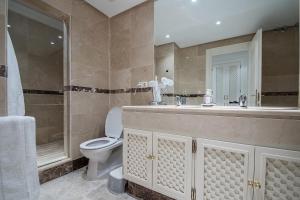 Fotografie z fotogalerie ubytování Luxury Nueva Anadalucia Suits v destinaci Marbella