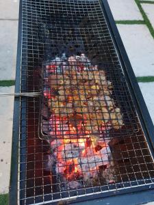 Tiện nghi BBQ cho khách tại chỗ nghỉ nhà dân