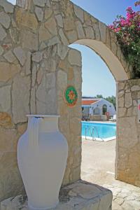 Piscina di Centro Vacanze Piccolo Friuli o nelle vicinanze