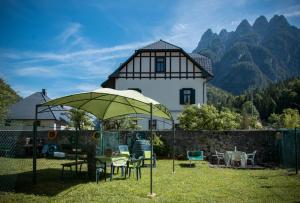 Gallery image of La Casa di Davide - David Home in Cave del Predil