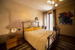 A bed or beds in a room at Villa Ivana