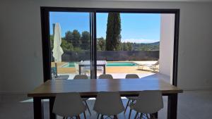 VerzeilleにあるVilla piscine Sud Franceのギャラリーの写真 +45枚の写真