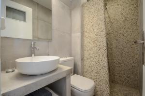 Koupelna v ubytování Lofos Apartment , Naxos Center