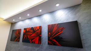 Φωτογραφία από το άλμπουμ του Burgundy Apartment στο Βελιγράδι