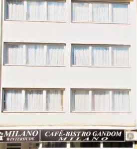 Certifikát, hodnocení, plakát nebo jiný dokument vystavený v ubytování Milano Hotel
