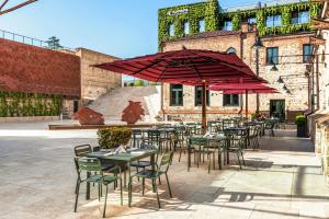 El edificio en el que está el hotel