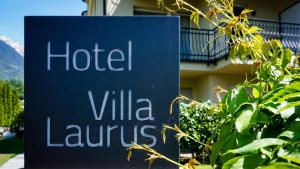 Certifikát, hodnocení, plakát nebo jiný dokument vystavený v ubytování Hotel Villa Laurus