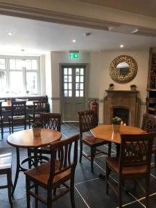 Posezení v ubytování The Cross Keys Sherborne