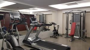 Fitness centrum a/nebo fitness zařízení v ubytování Hotel Ultonia + 37 fotografií