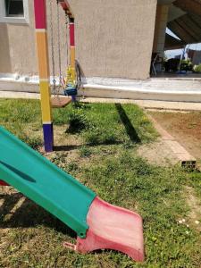 Herní místnost nebo prostor pro děti v ubytování Vila Panorama Ksamil