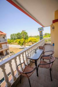 Fotografie z fotogalerie ubytování Hotel Europa v destinaci Olympiakí Aktí + 37 fotografií