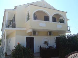 Foto de la galería de Olga Apartments en Agios Georgios