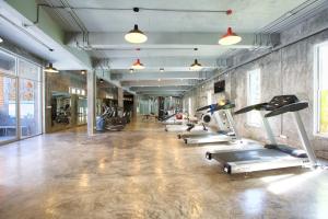 Fitnesscentret og/eller fitnessfaciliteterne på 1 Bedroom Apartment F207