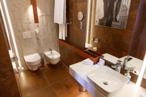 Koupelna v ubytování Vedensky Hotel