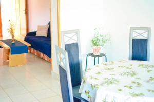 Fotografia z galérie ubytovania Apartmani prvi red do mora v destinácii Pag