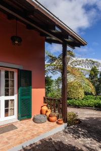 Gallery image of Chalet Pico das Pedras in Santana