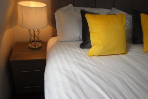 Halifax House, Studio Apartment 214
