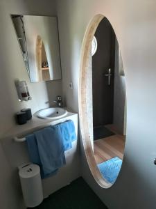 Un baño de Péitche Lauer