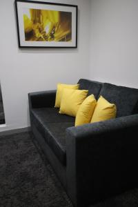 Halifax House, Studio Apartment 215