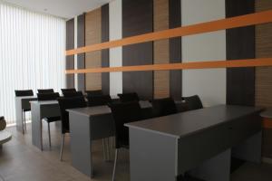 The business area and/or conference room at Smartline Meridian Hotel