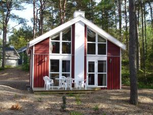 Das Gebäude in dem sich das Ferienhaus befindet