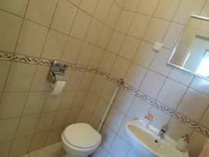 Kúpeľňa v ubytovaní Apartman Iris s terasom