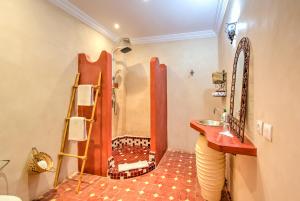 Riad Janoub的一间浴室
