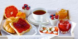 Jedlo v ubytovaní bed & breakfast alebo blízkom okolí