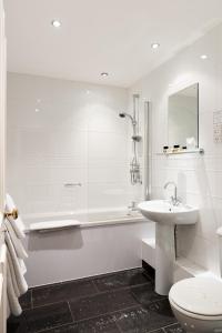 A bathroom at Beamish Hall Country House Hotel, BW Premier Collection 