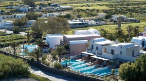 Foto dalla galleria di 9 Muses Santorini Resort a Perivolos