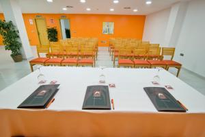Konferenčné priestory v ubytovaní Bahía Almuñecar + 32 fotografií