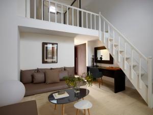 Gallery image of 9 Muses Santorini Resort in Perivolos