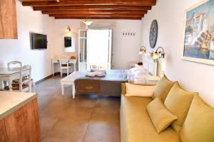 Μια τηλεόραση ή/και κέντρο ψυχαγωγίας στο Hotel Messaria