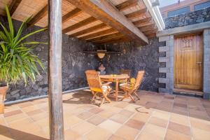 Patio alebo iná vonkajšia časť ubytovania A2 Casas Y Villas juani y juan lanzarote (tomaren) Free WiFi