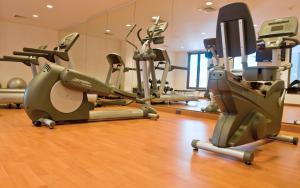Spordikeskus ja/või sportimisvõimalused majutusasutuses Hansar Samui Resort & Spa - SHA Extra Plus