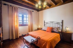 Posteľ alebo postele v izbe v ubytovaní A2 Casas Y Villas juani y juan lanzarote (tomaren) Free WiFi