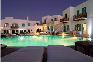 Bazén v ubytovaní Hotel Odysseus alebo v jeho blízkosti