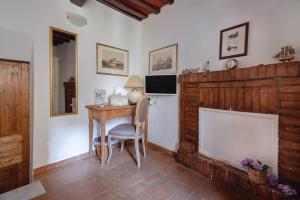 Μια τηλεόραση ή/και κέντρο ψυχαγωγίας στο La Casa nel Borgo