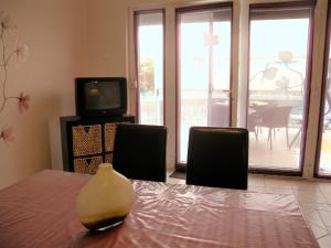 TV a/nebo společenská místnost v ubytování Holiday home in Fonyod - Balaton 38001